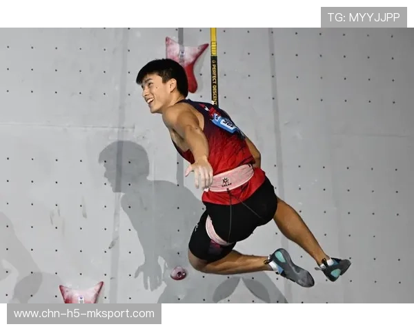 攀岩世界杯新星问鼎冠军：年轻力量崛起的巅峰时刻